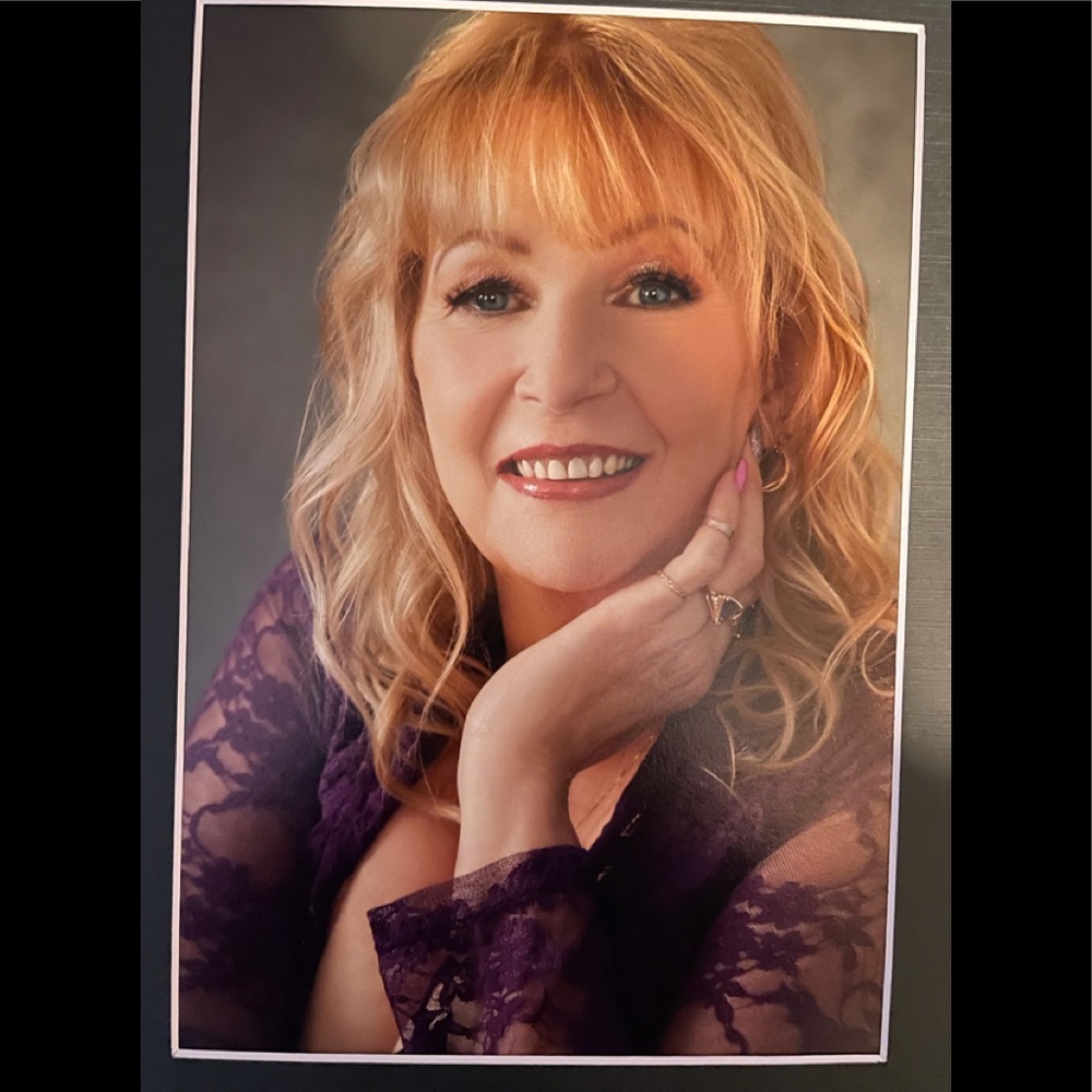 Meet your Posher, Cathy
